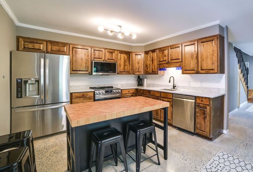 Stunning Valdosta A Frame Home With Private Pool!