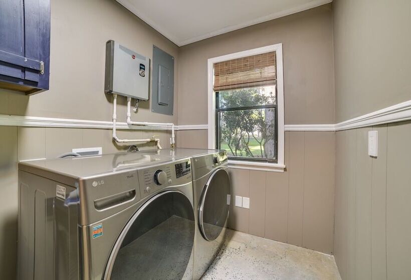 Stunning Valdosta A Frame Home With Private Pool!