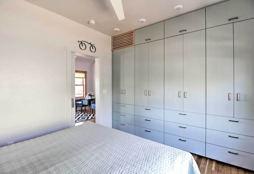 Unique & Historic Abode: Explore Downtown Tucson!