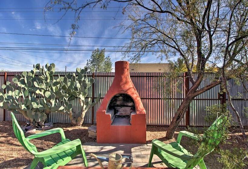 Unique & Historic Abode: Explore Downtown Tucson!