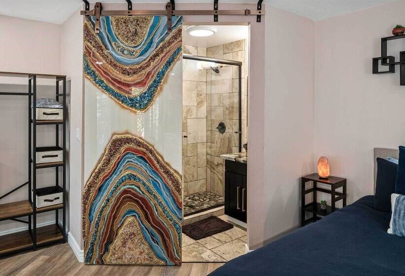 West Sedona Vacation Rental: 1 Mi To Trails!