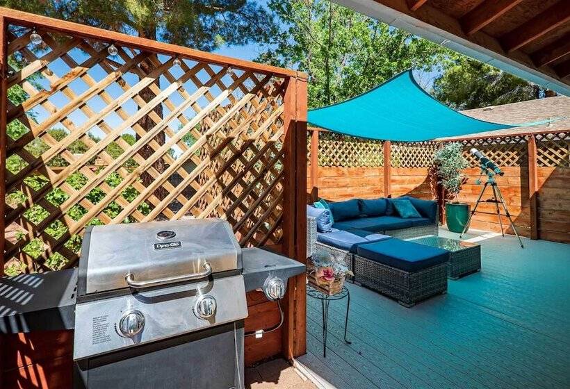 West Sedona Vacation Rental: 1 Mi To Trails!