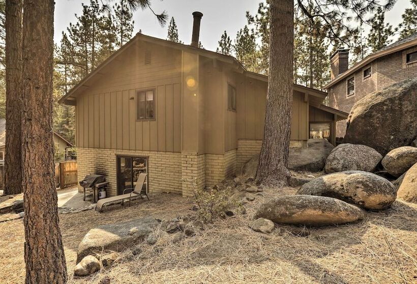 Zephyr Cove Escape With Deck Steps To Beach!