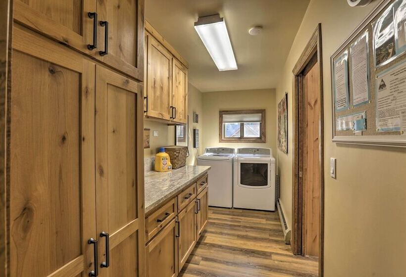 Zephyr Cove Escape With Deck Steps To Beach!