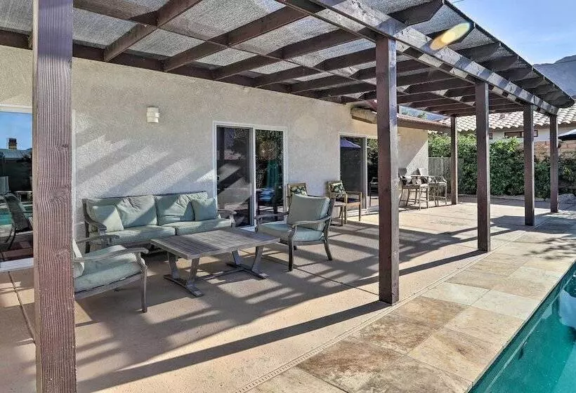 226242 3 Br Oasis W/ Hot Tub By Golf & Coachella!