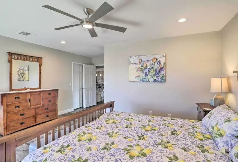 226242 3 Br Oasis W/ Hot Tub By Golf & Coachella!