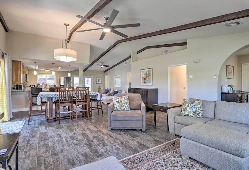 226242 3 Br Oasis W/ Hot Tub By Golf & Coachella!