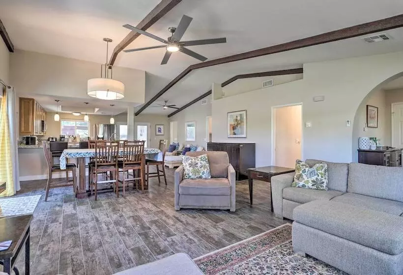 226242 3 Br Oasis W/ Hot Tub By Golf & Coachella!