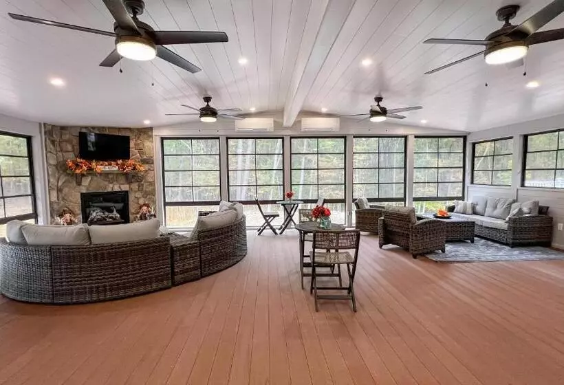 Four Seasons For Fun Bed & Breakfast