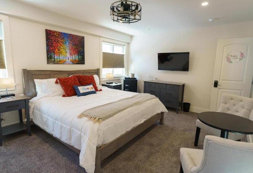 Four Seasons For Fun Bed & Breakfast