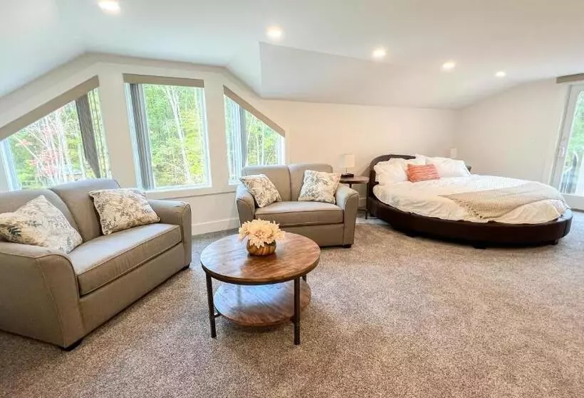 Four Seasons For Fun Bed & Breakfast