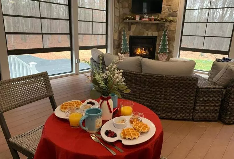 Four Seasons For Fun Bed & Breakfast