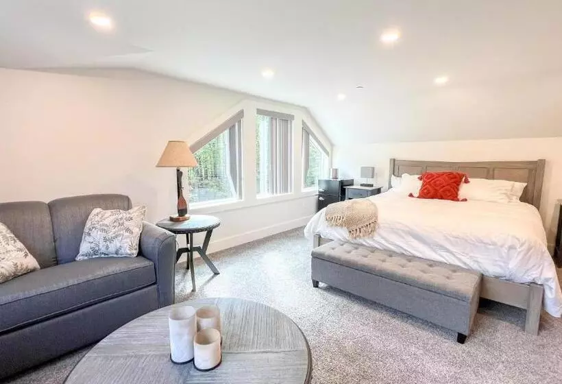 Four Seasons For Fun Bed & Breakfast