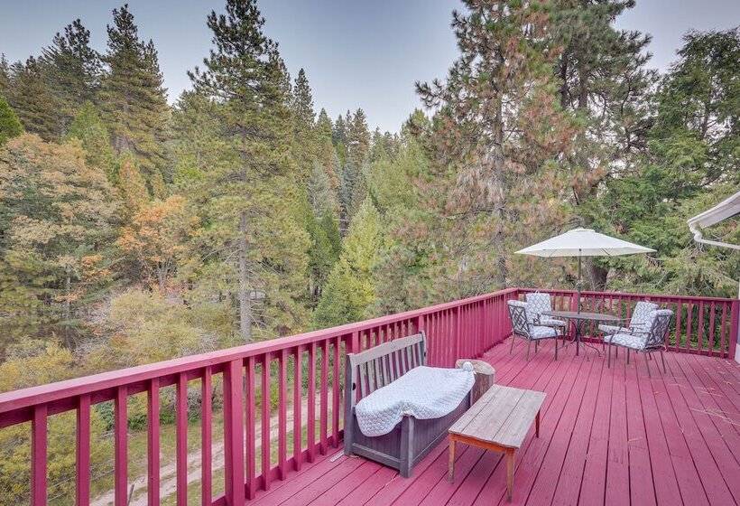 Cabin W/ 2 Decks   3 Mi To Lake Arrowhead Village!