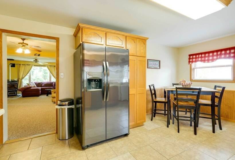 Charming Osseo Hideaway W/ Private Deck & Yard!