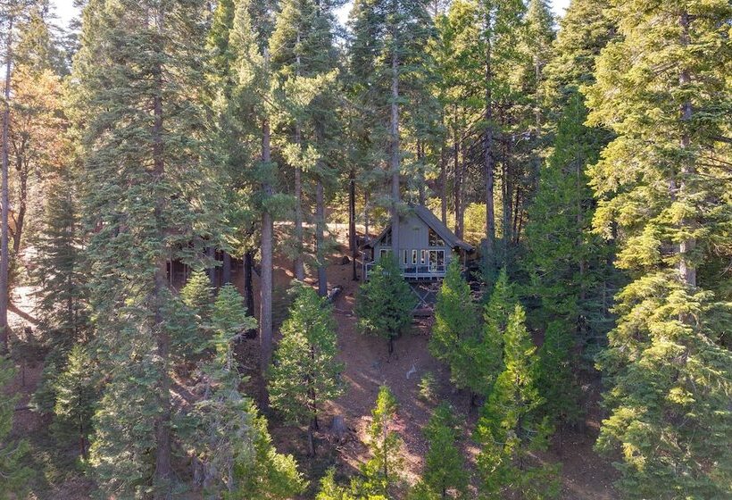 3 Mi To Big Trees State Park: Cabin W/ Deck