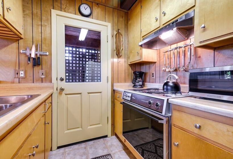 3 Mi To Big Trees State Park: Cabin W/ Deck