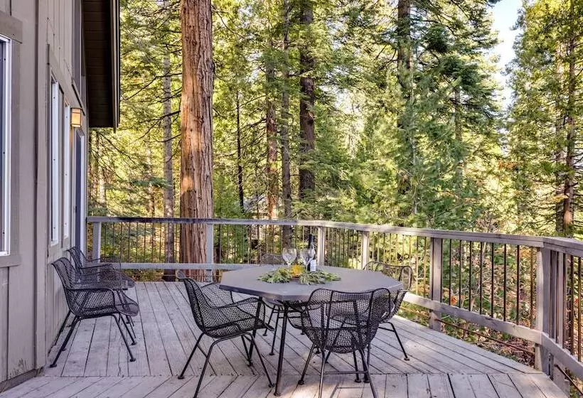 3 Mi To Big Trees State Park: Cabin W/ Deck