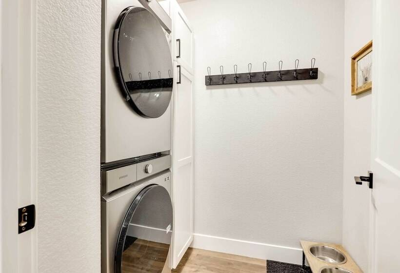 Cozy Tabernash Home W/ Fireplace & Mountain Views