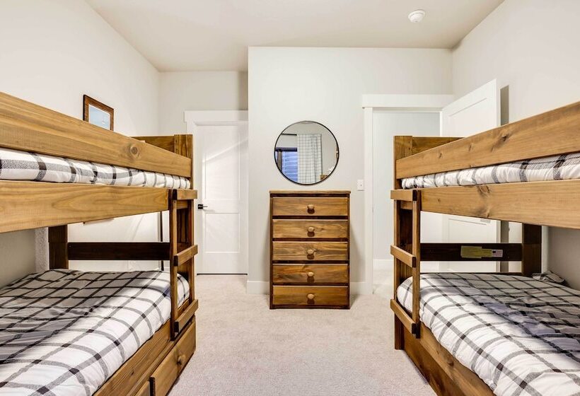 Cozy Tabernash Home W/ Fireplace & Mountain Views