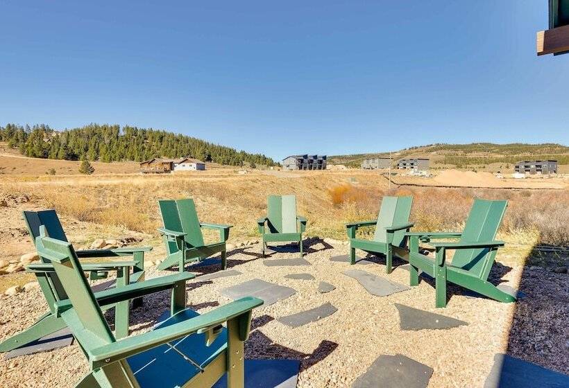 Cozy Tabernash Home W/ Fireplace & Mountain Views