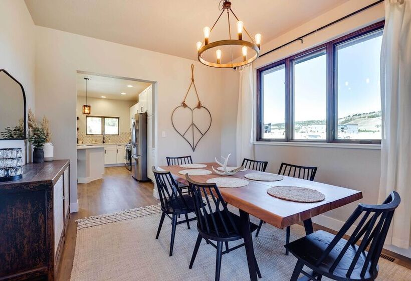 Cozy Tabernash Home W/ Fireplace & Mountain Views