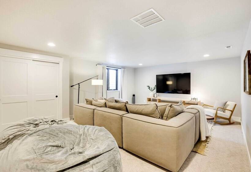 Cozy Tabernash Home W/ Fireplace & Mountain Views