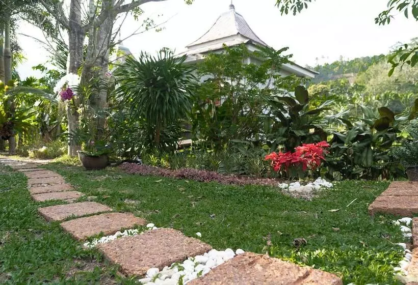 Hotelli Anodard Phuket