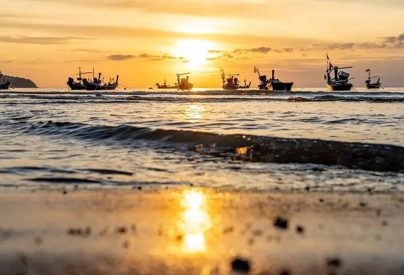 Hotelli Anodard Phuket