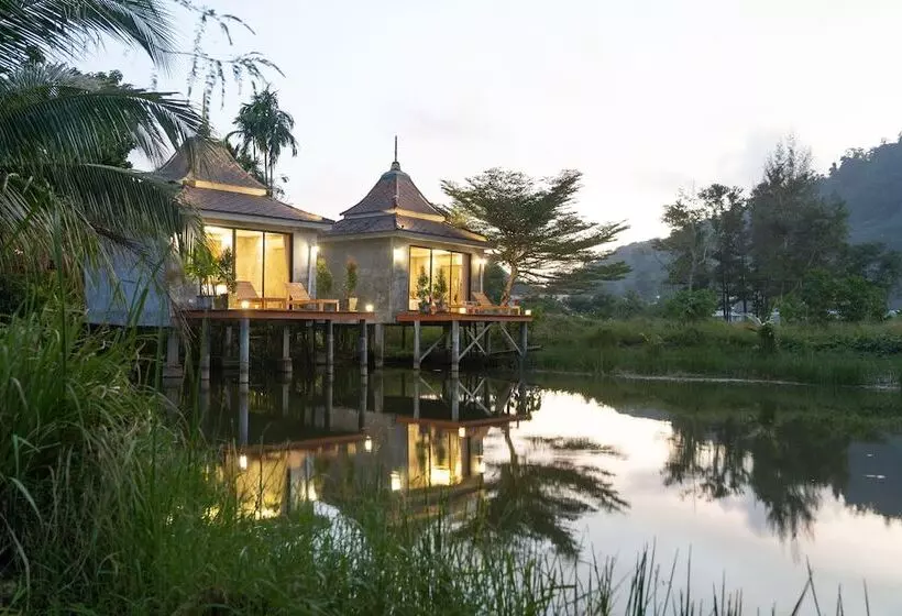 Hotelli Anodard Phuket