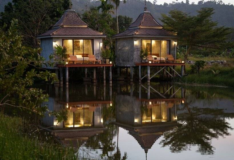 هتل Anodard Phuket