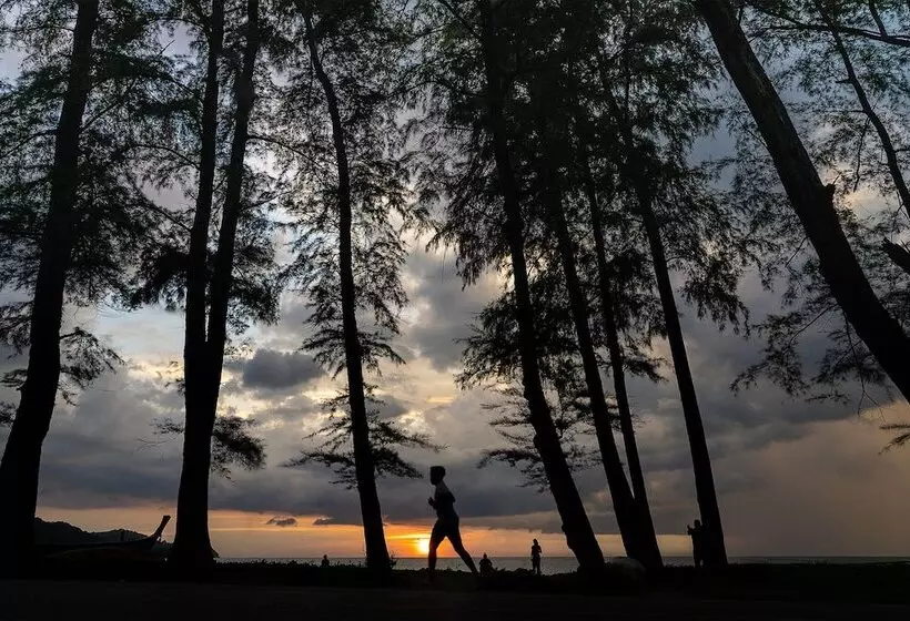 Hotelli Anodard Phuket