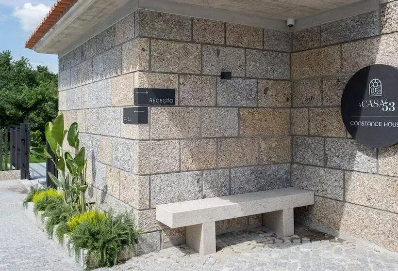 ホテル Constance House