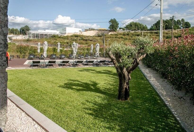 هتل Constance House