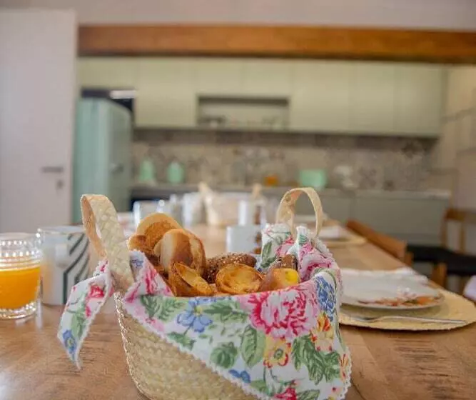 ホテル Constance House