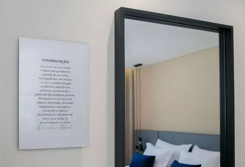 ホテル Constance House