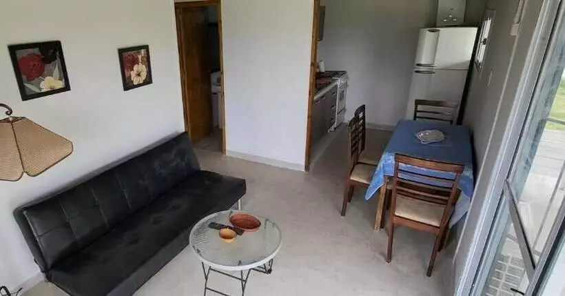ホテル Posada Y Cabañas Finca El Rincón De Lunlunta