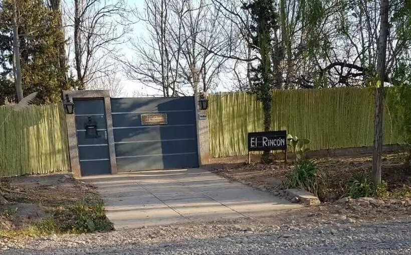 ホテル Posada Y Cabañas Finca El Rincón De Lunlunta