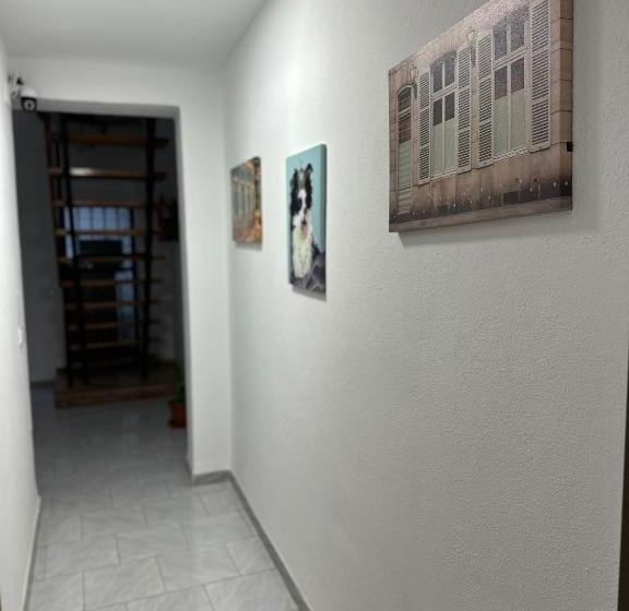 هتل Hostal La Campiña