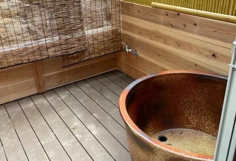 Hotelli Poka-poka Land Miasa