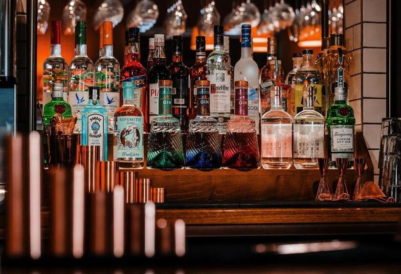 ホテル The Ashford Arms