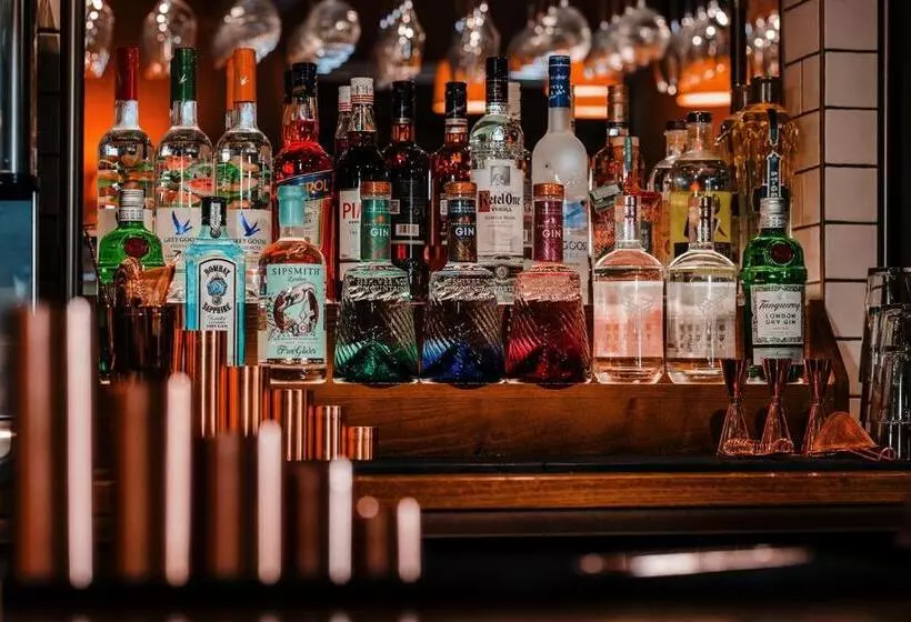 Hotelli The Ashford Arms