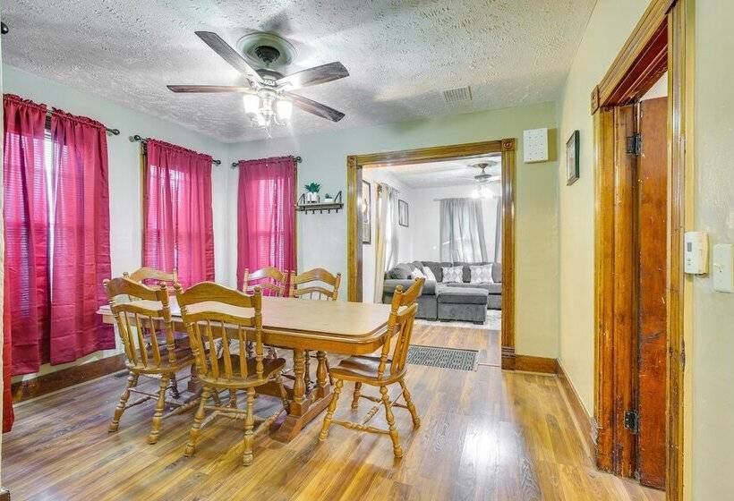 3 Mi To Golf Beatrice Vacation Home!