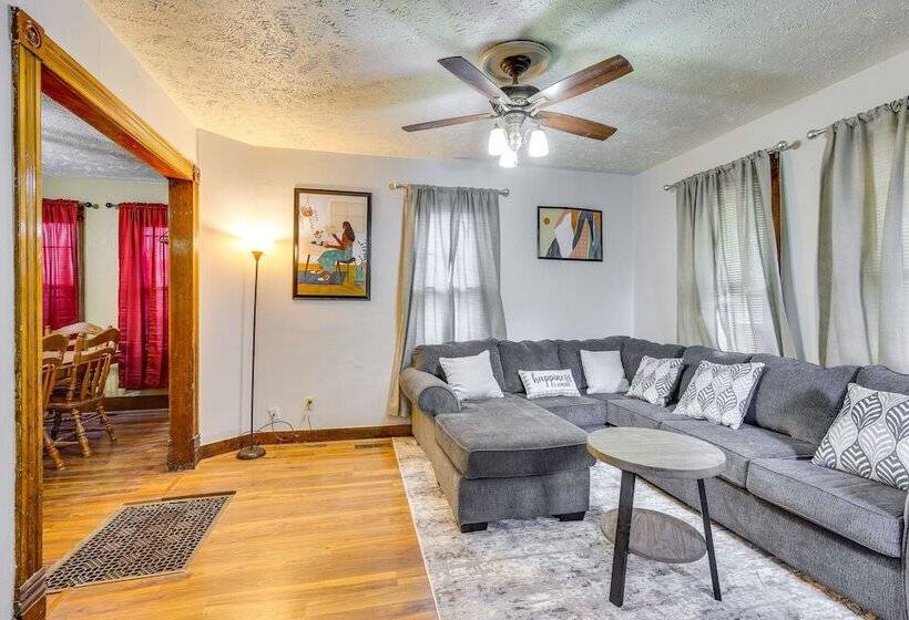 3 Mi To Golf Beatrice Vacation Home!