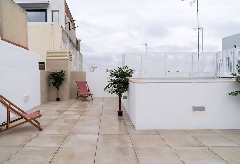 Limehome Sevilla Calle Granada