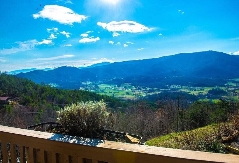 Tanasi Lodge   Weddings   Retreats   Gathering