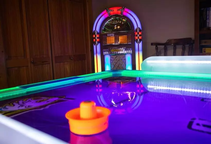 Tanasi Lodge   Weddings   Retreats   Gathering