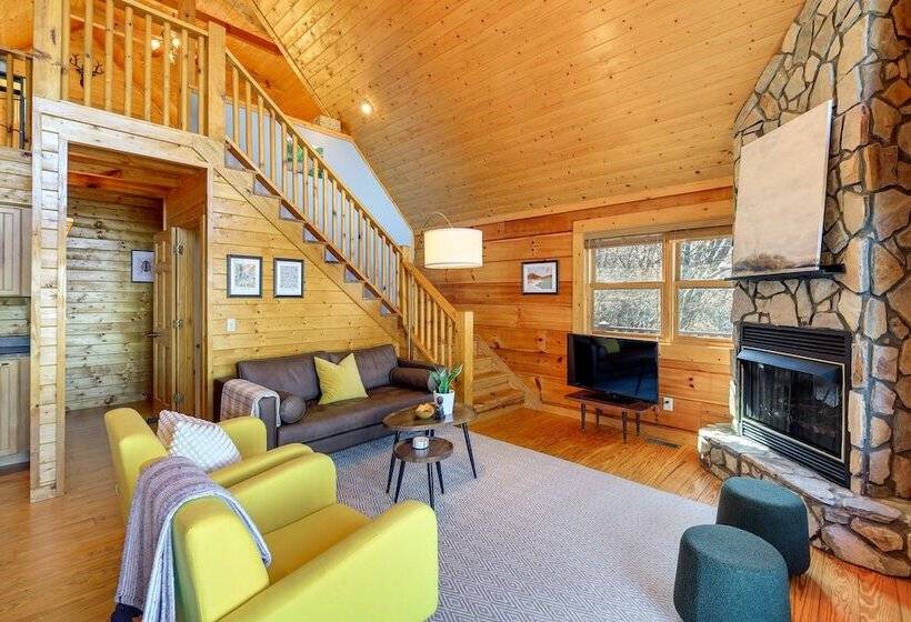 Mtn View Blue Ridge Cabin On Over 2 Acres!