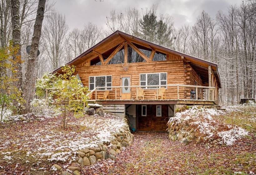 Oswegatchie River Cabin W/ Kayaks + Fire Pit!