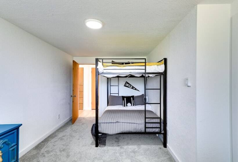 Pagosa Springs Cabin W/ Deck & Golf Course Views!